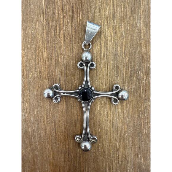 Large Vintage Mexico Sterling Silver Black Onyx Cross Pendant - Picture 1 of 5